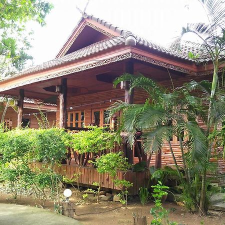 Euro Lanta White Rock Resort Ko Lanta Exterior foto